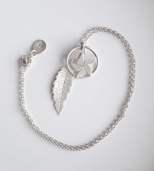 Houhere cluster necklace -The chain pictured is not available, to order similar please enquire.