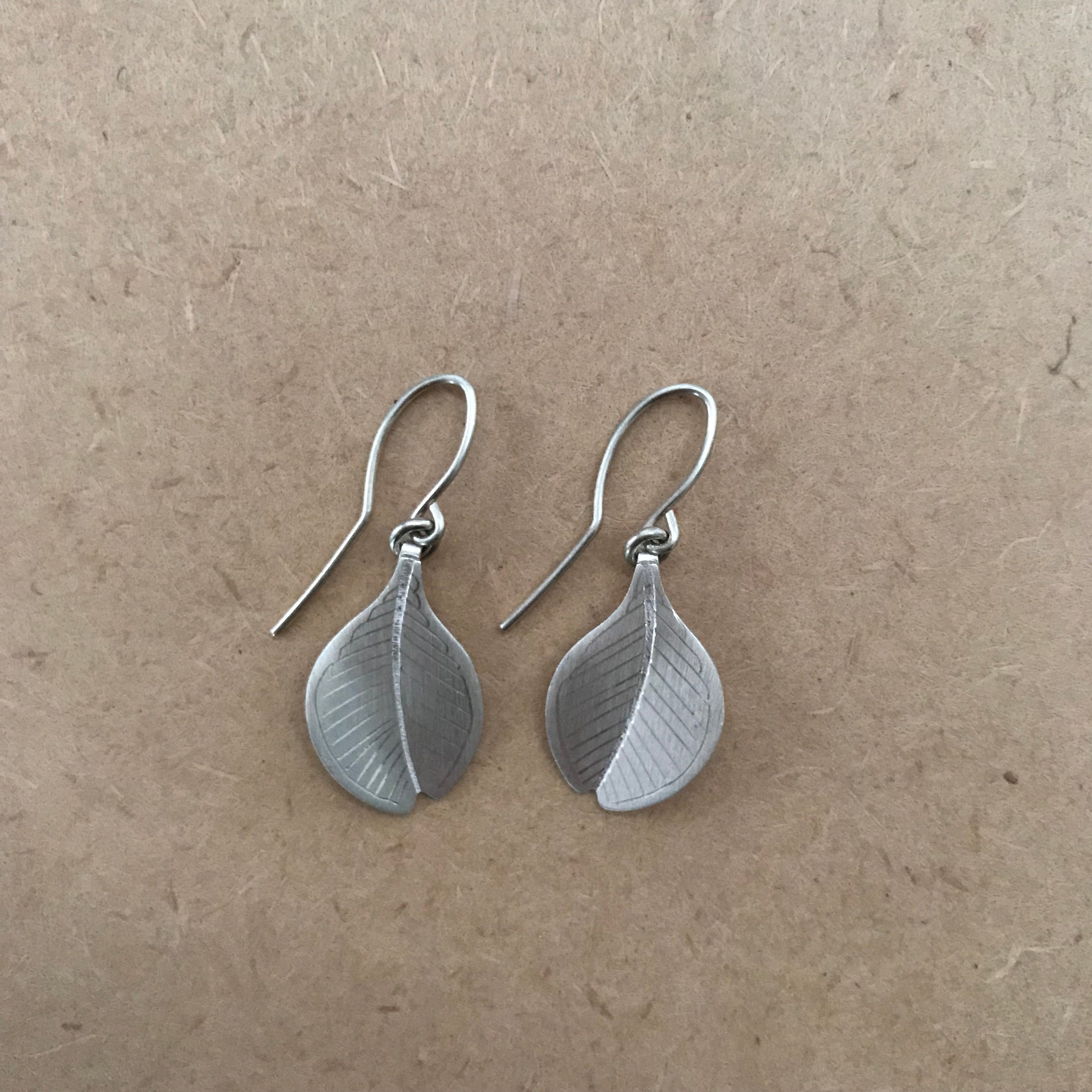 Rata Round Silver Earrings