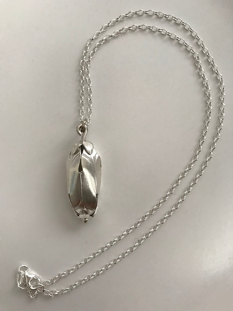Silver bud on a sterling chain